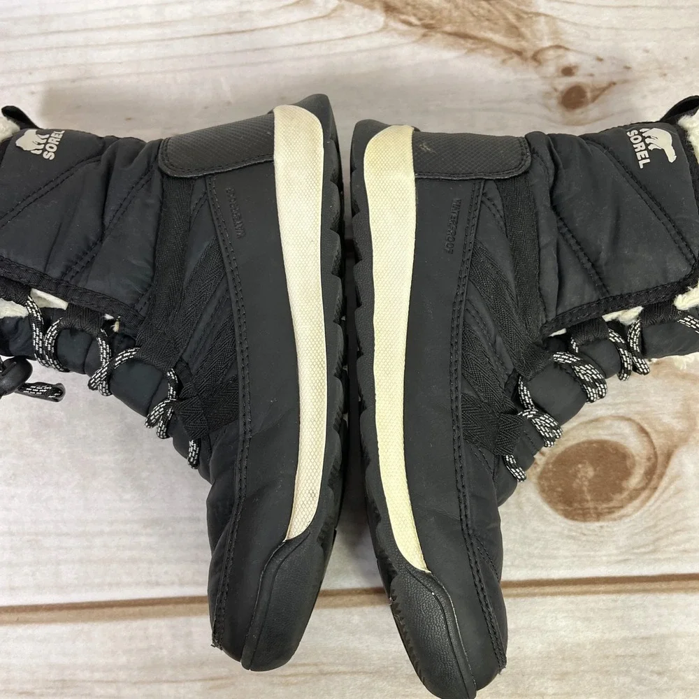 Sorel Kids Black Waterproof Winter Snow Boots‎ Fur Lined Lace Up Size 3
